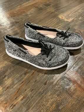 U.S. Polo Assn. Gray & Black Knit Lace-Up Casual Sneakers